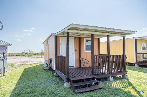 Listing Image #3 - Others for sale at 143 S Quailrun Avenue, Port Lavaca TX 77979
