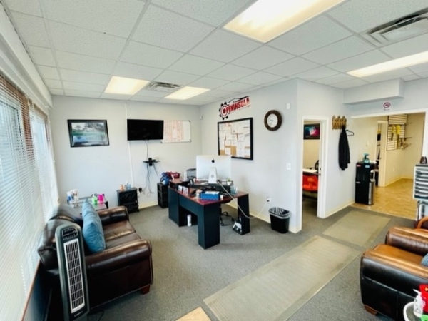 Listing Image #2 - Others for sale at 1425 W. Pembroke Ave, Hampton VA 23661