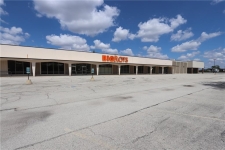 Retail property for sale in Mattoon, IL