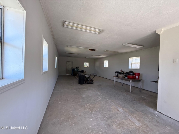Listing Image #3 - Retail for sale at 2624 17th Avenue, Gulfport MS 39501