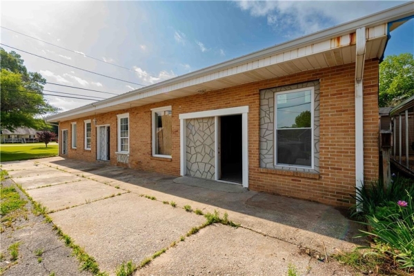 Listing Image #1 - Others for sale at 8 2nd Street, Aragon GA 30104