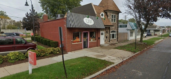 Listing Image #2 - Others for sale at 18441 MACK AVE, GrossePointe MI 48236