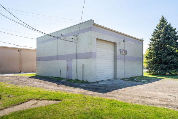 Listing Image #3 - Others for sale at 1816 Larchwood, Troy MI 48098