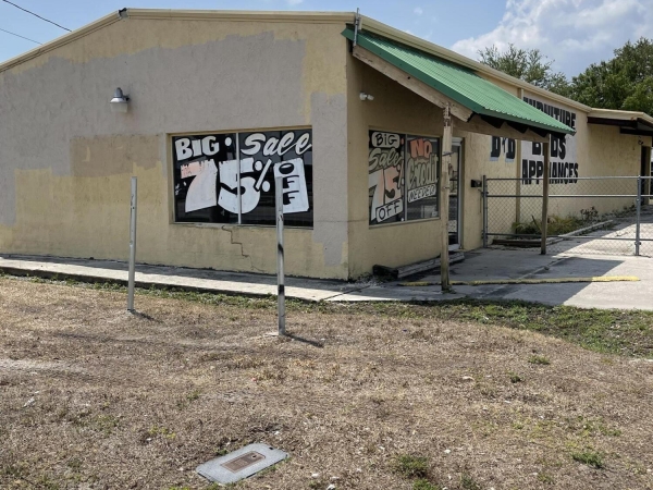 Listing Image #1 - Others for sale at 2021 E Main St Street, Lakeland FL 33801