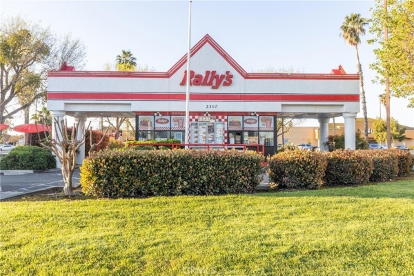 Listing Image #2 - Others for sale at 2310 W Cleveland Avenue, Madera CA 93637