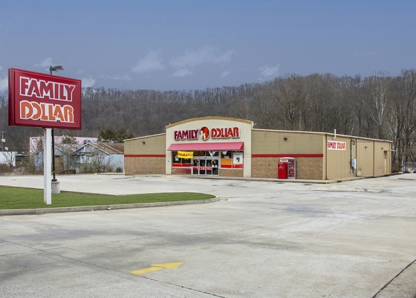 Listing Image #1 - Retail for sale at 5732 McClellan Hwy, Branchland WV 25506