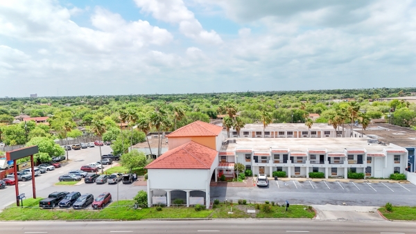 Listing Image #2 - Hotel for sale at 715 Expressway Road, Brownsville TX 78520