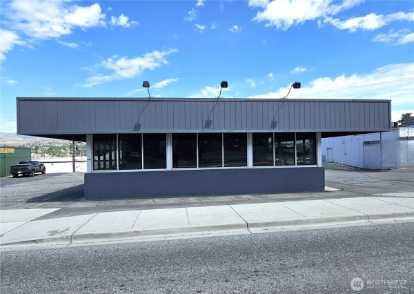Listing Image #2 - Others for sale at 849 S Mission Street, Wenatchee WA 98801