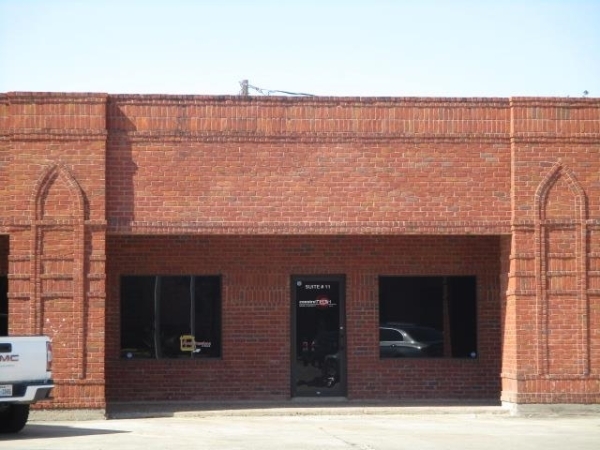 Listing Image #2 - Office for sale at 6423 McPherson Rd, Laredo TX 78045