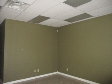 Listing Image #3 - Office for sale at 6423 McPherson Rd, Laredo TX 78045