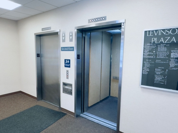 Listing Image #2 - Office for sale at 2 Licoln Highway, Edison Township NJ 08820