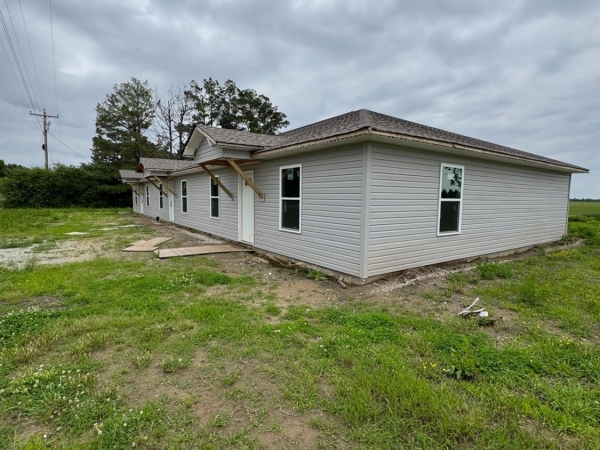 Listing Image #2 - Multi-family for sale at 32616 North Rd, Marked Tree AR 72365