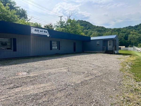 Listing Image #1 - Others for sale at 2952 US 23, Portsmouth OH 45662
