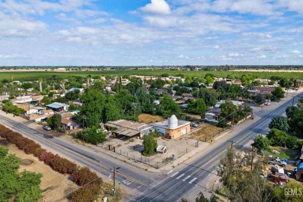 Listing Image #2 - Others for sale at 18499 Shafter Avenue, Shafter CA 93263