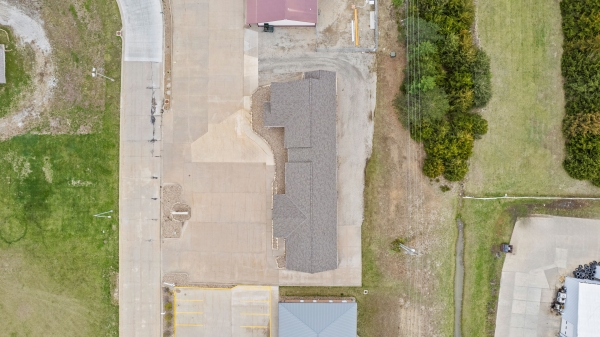 Listing Image #10 - Office for sale at 616 Lana Drive, Cameron MO 64429