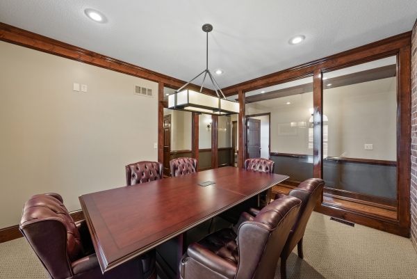 Listing Image #5 - Office for sale at 616 Lana Drive, Cameron MO 64429