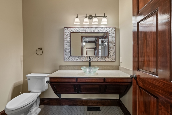 Listing Image #6 - Office for sale at 616 Lana Drive, Cameron MO 64429