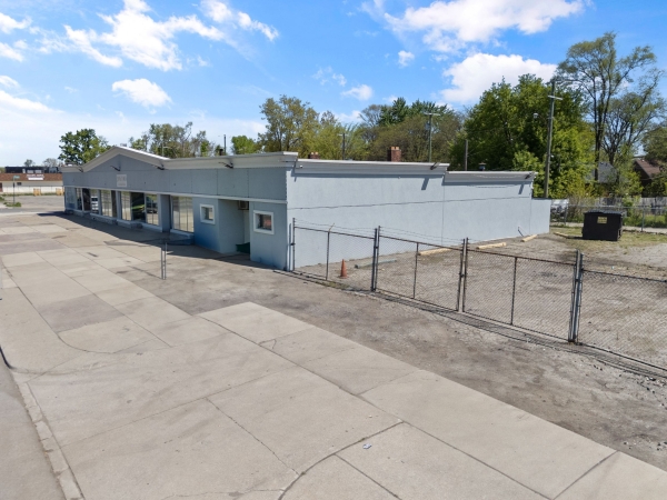 Listing Image #3 - Others for sale at 11122 Hayes Street, Detroit MI 48213