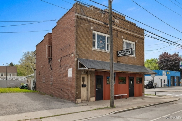 Listing Image #1 - Others for sale at 301 Hyde Park Boulevard, Niagara Falls NY 14303