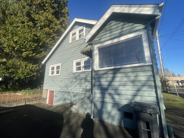 Listing Image #2 - Office for sale at 980 Market St NE, Salem OR 97301