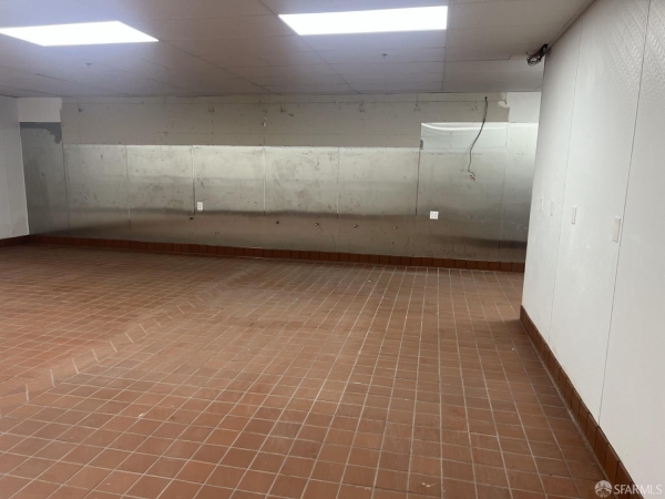 Listing Image #2 - Others for sale at 1710 E 12th, Oakland CA 94606