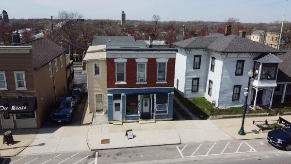 Listing Image #3 - Retail for sale at 809 S State Street, Lockport IL 60441