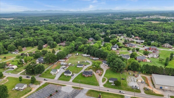 Listing Image #3 - Others for sale at 1561 Old Furnace Road, Boiling Springs SC 29316