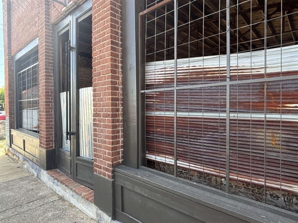 Listing Image #2 - Others for sale at 203 & 205 S Race Street, Glasgow KY 42141