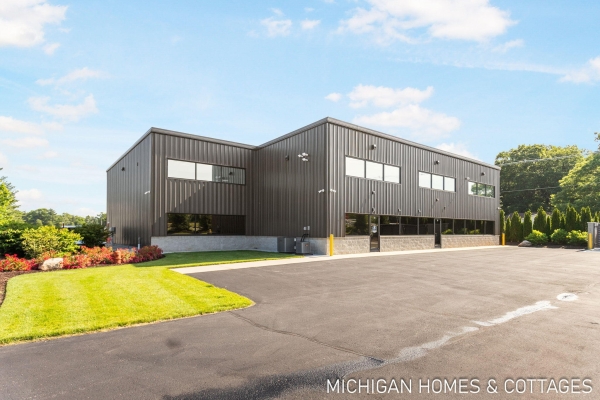 Listing Image #3 - Industrial for sale at 425 Douglas Avenue , 10 & 20, Holland MI 49424