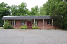 Listing Image #3 - Office for sale at 808 Buffalo St, Farmville VA 23901
