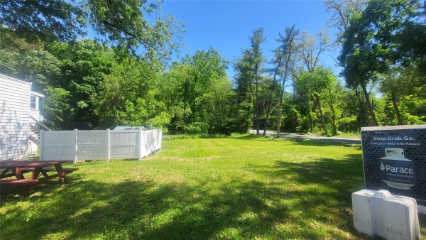 Listing Image #2 - Others for sale at 1040 Dutchess Tpke, Poughkeepsie NY 12603