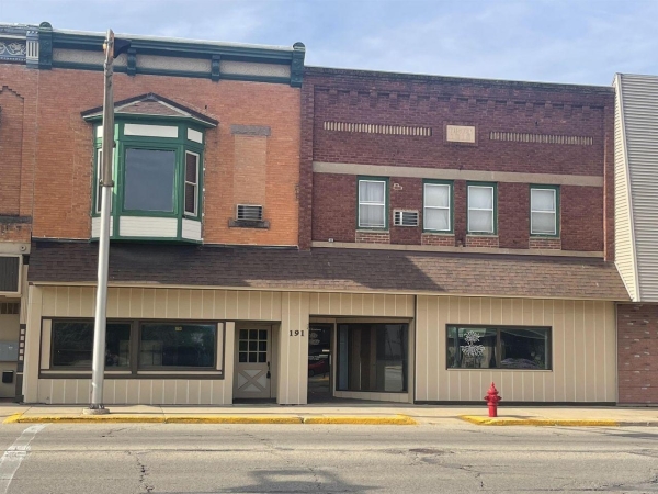 Listing Image #1 - Retail for sale at 191 BROADWAY Street, BERLIN WI 54923