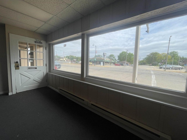 Listing Image #3 - Retail for sale at 191 BROADWAY Street, BERLIN WI 54923