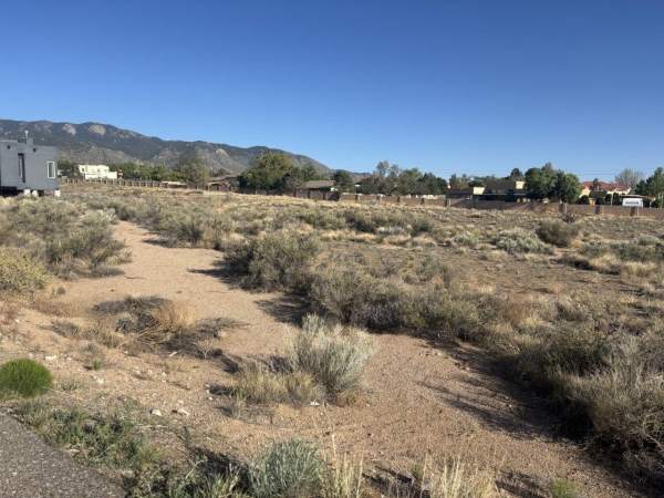 Listing Image #3 - Others for sale at DEL REY Avenue NE, Albuquerque NM 87122
