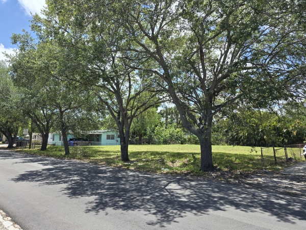 Listing Image #3 - Land for sale at 833-839 NW 12th Ave, Fort Lauderdale FL 33311