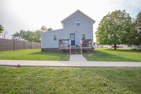 Listing Image #2 - Others for sale at 303 Summit Street, Onslow IA 52321