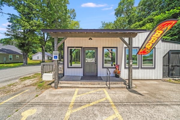Listing Image #2 - Others for sale at 686 Wilshire Avenue SW, Concord NC 28027