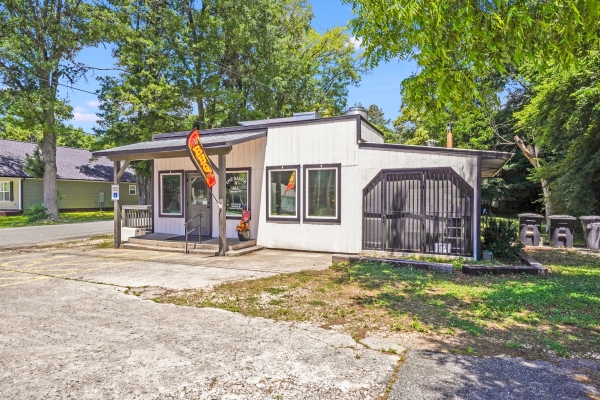 Listing Image #3 - Others for sale at 686 Wilshire Avenue SW, Concord NC 28027