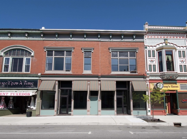 Listing Image #3 - Others for sale at 211/213 S Main Street, Kendallville IN 46755