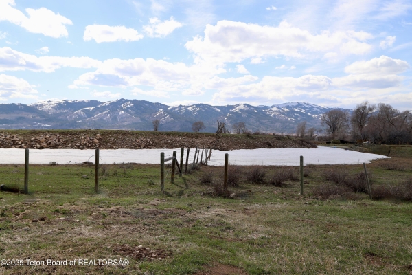 Listing Image #1 - Others for sale at 8082 CUTTHROAT Lane, Victor ID 83455