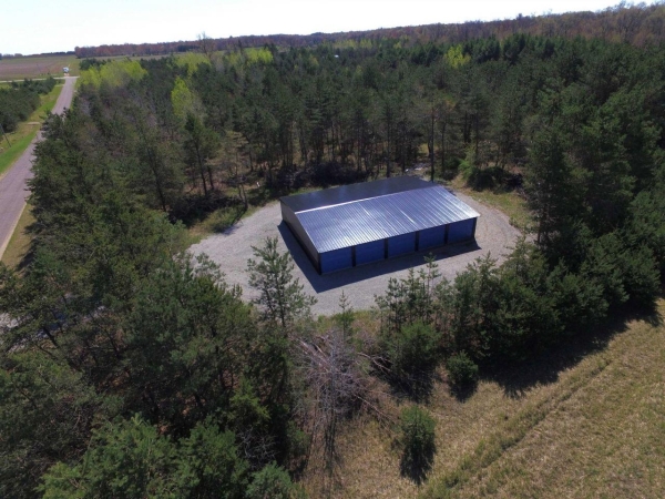 Listing Image #3 - Retail for sale at W9991 ADE Road, CRIVITZ WI 54114
