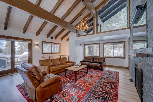 Listing Image #3 - Multi-family for sale at 347 Cottonwood Court, Incline Village CA 89451