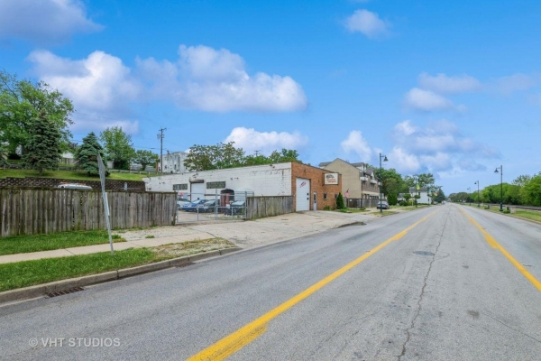 Listing Image #2 - Retail for sale at 926 MAIN Street, Lemont IL 60439