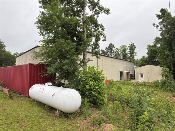 Listing Image #3 - Industrial for sale at 20 Confederate Avenue, Jasper GA 30143