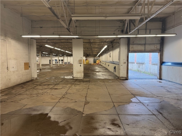 Listing Image #3 - Retail for sale at 647 W Genesee Street, Syracuse NY 13204