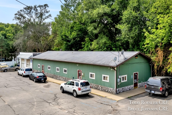 Listing Image #3 - Retail for sale at 4765 West River Drive NE, Comstock Park MI 49321