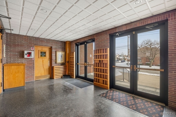 Listing Image #3 - Others for sale at 2499 Independence Avenue, Niagara Falls NY 14301