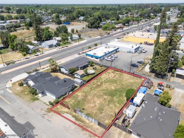 Listing Image #1 - Others for sale at 2537 Ivy Street, Live Oak CA 95993