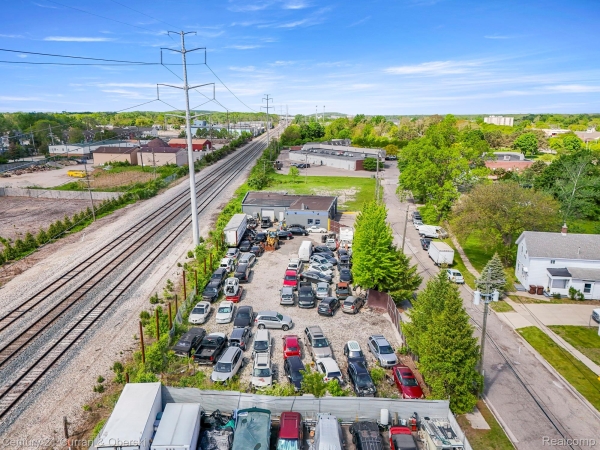 Listing Image #3 - Others for sale at 34939 Brush Street, Wayne MI 48184