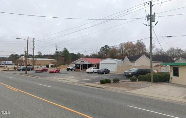 Listing Image #2 - Retail for sale at 803 S Brightleaf Blvd Boulevard, Smithfield NC 27577